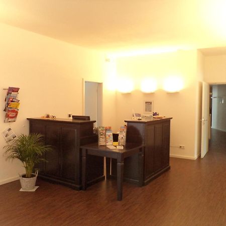 Das Neue Hotel Am Park Fröndenberg Buitenkant foto