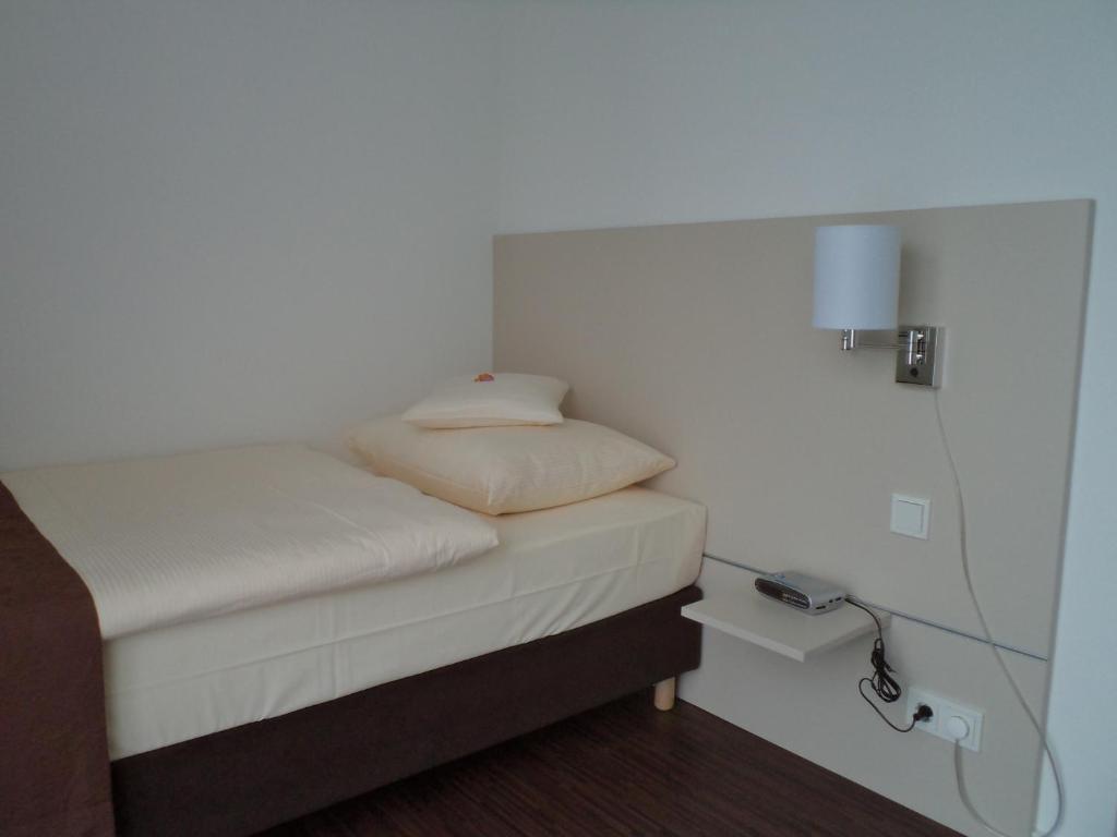 Das Neue Hotel Am Park Fröndenberg Kamer foto