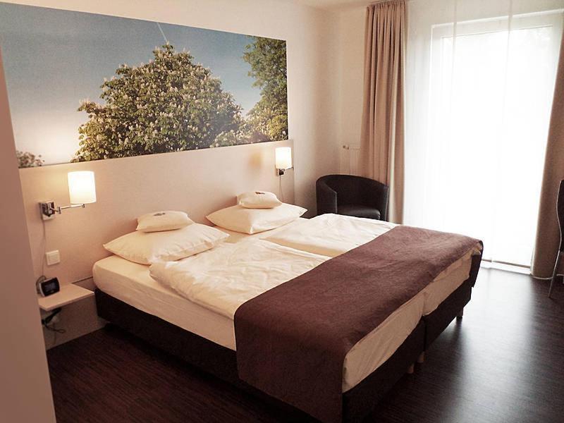 Das Neue Hotel Am Park Fröndenberg Buitenkant foto