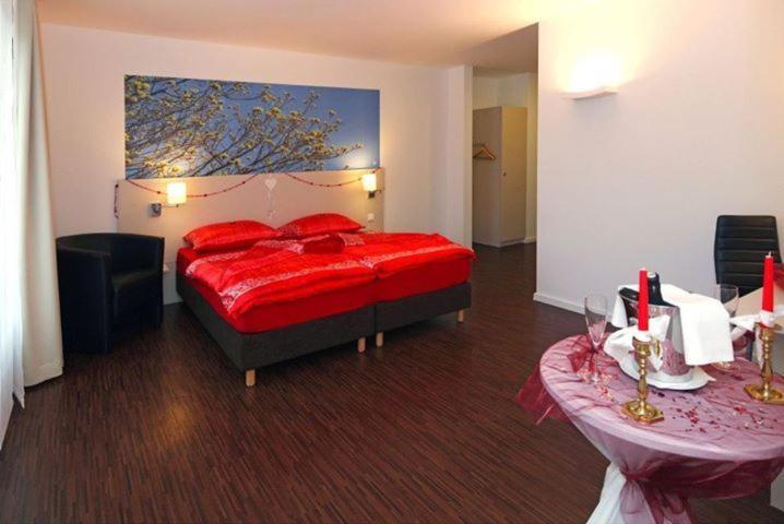 Das Neue Hotel Am Park Fröndenberg Buitenkant foto